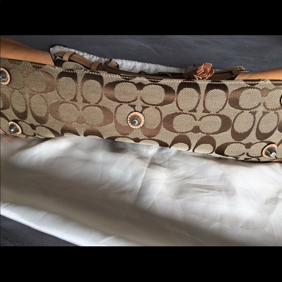 Coach classic tote - Picture 6 of 7